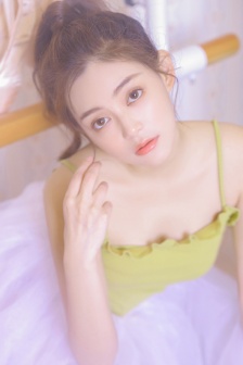 黑人在舞厅征服娇妻